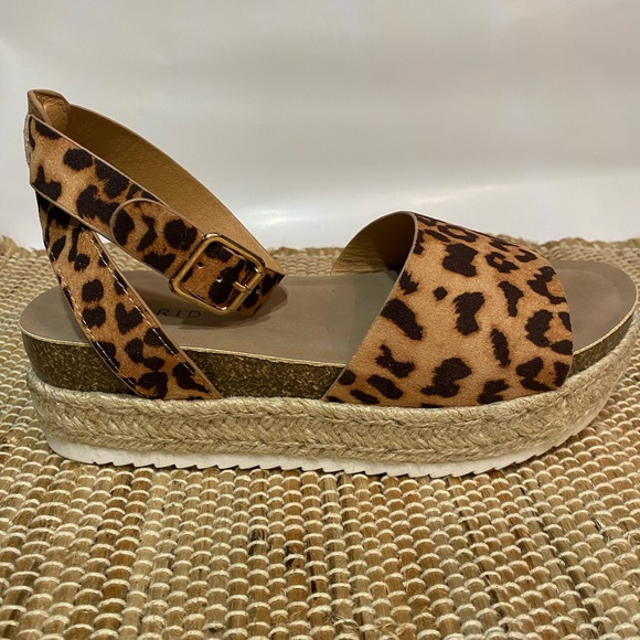 Torrid leopard faux suede espadrilles - Picture 3 of 5
